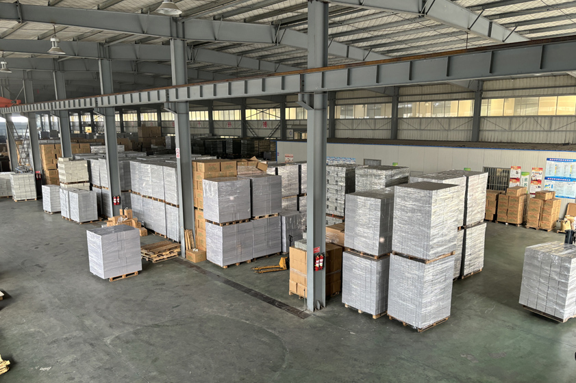 揚州市澤龍塑業(yè)有限公司